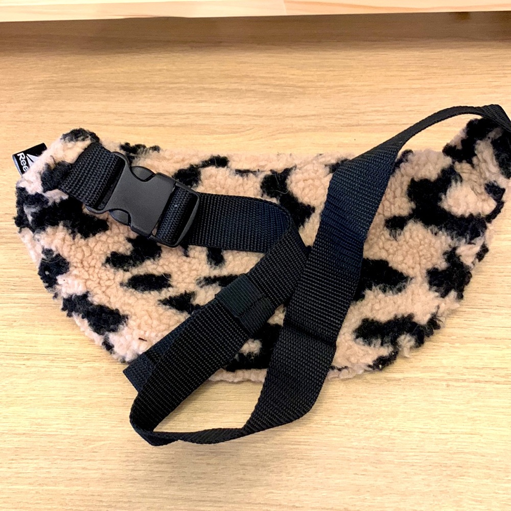 Leopard Reebok Fanny Pack - Picture 3 of 6